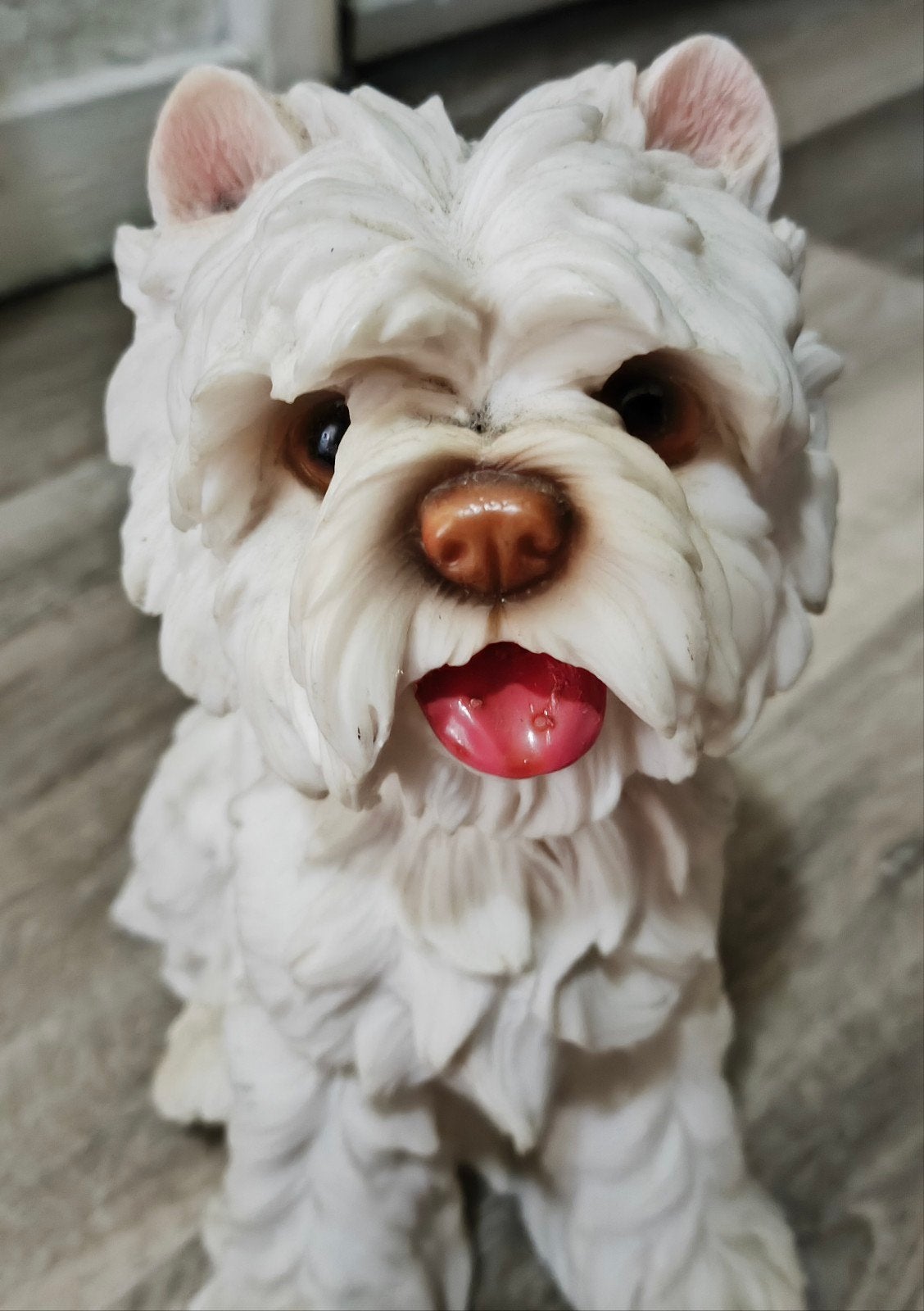 Beeld hond - 19x10x14 cm, Ophalen, Gebruikt, Kunststof, Dierenbeeld