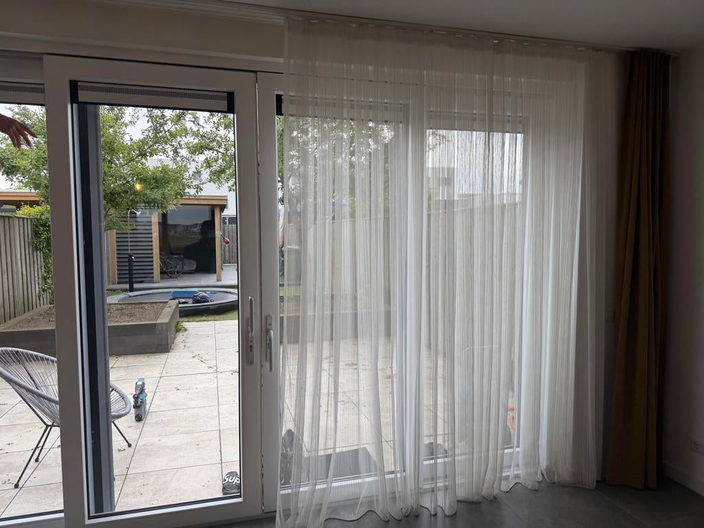 Gordijnen: 2x Vitrage (210x260cm) & 2x Overgordijn (210x260c, Huis en Inrichting, Stoffering | Gordijnen en Lamellen, Gebruikt