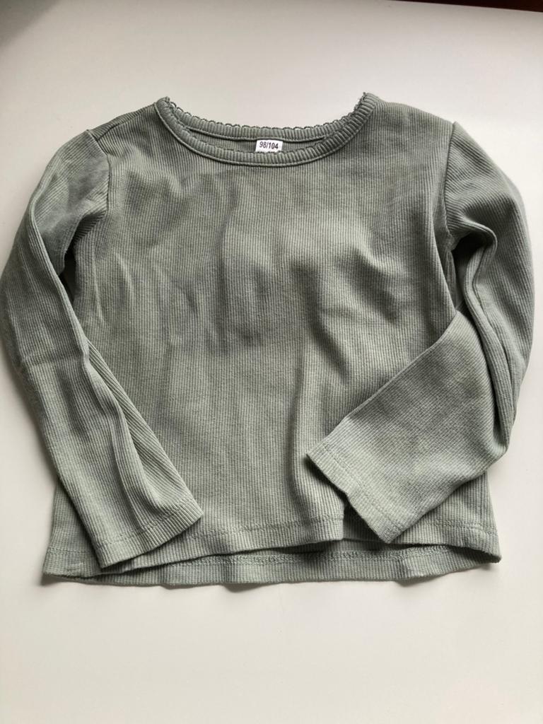 Lange mouwen shirt groen maat 98/104, Kinderen en Baby's, Kinderkleding | Maat 104, Ophalen of Verzenden, Zo goed als nieuw, Jongen