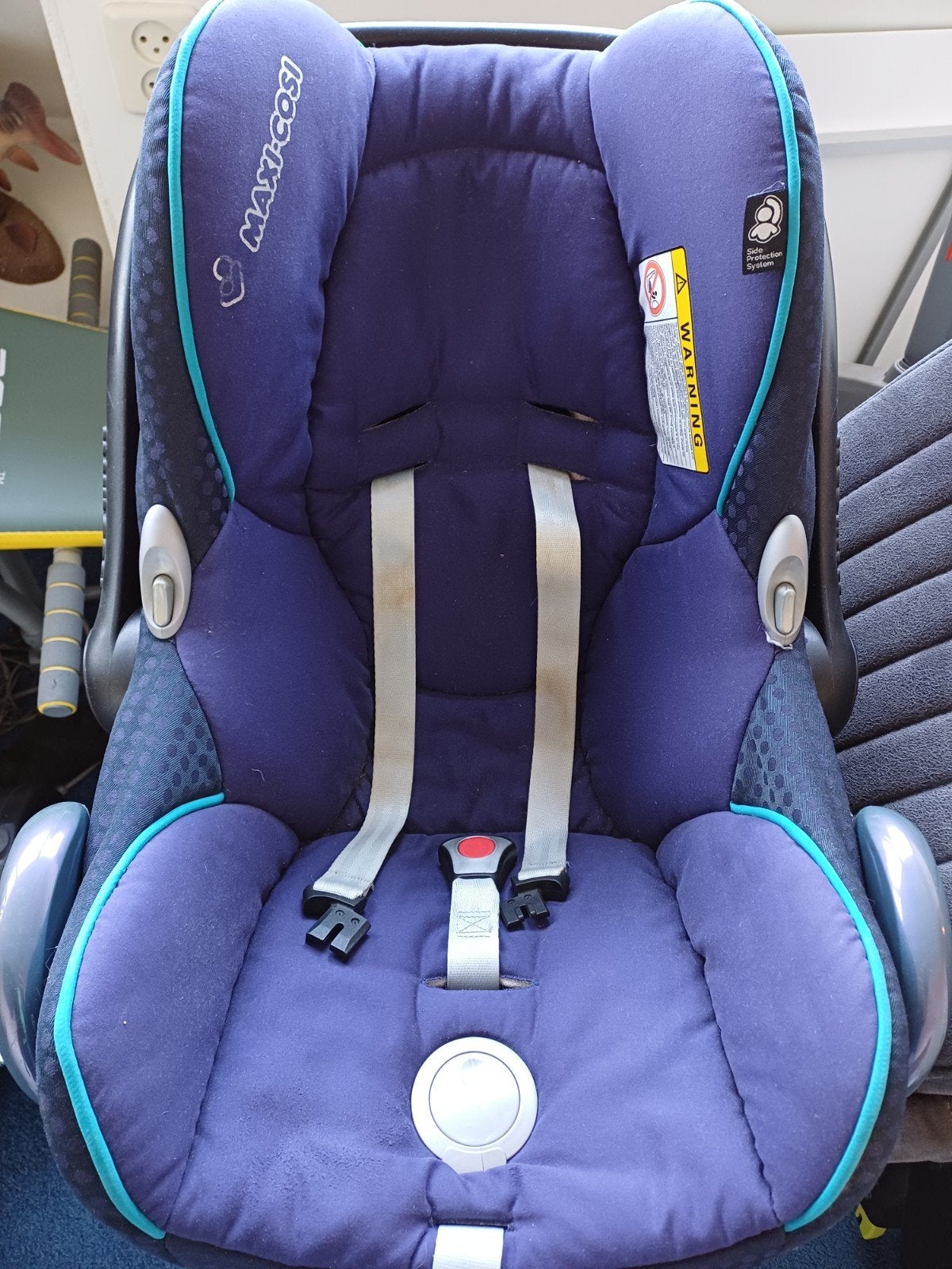 maxi cosi met verkleiner en 2 isofix, Ophalen, Gebruikt, Isofix, 0 t/m 13 kg