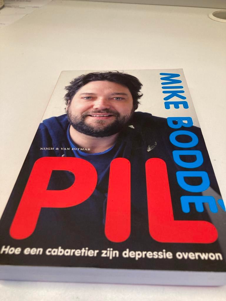 PIL - Mike Boddé: Hoe een cabaretier zijn depressie overwon, Verzenden, Gelezen, Verhalen
