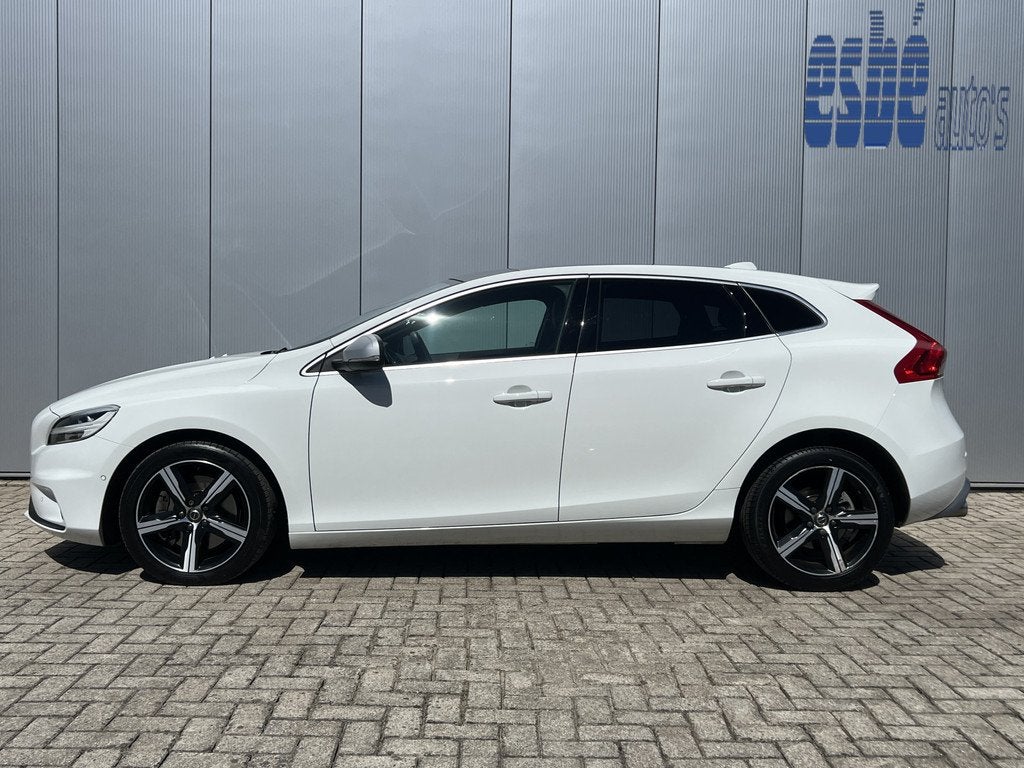 Volvo V40 1.5 T3 Automaat R-Design Polar + Sport Panoramadak, Auto's, Volvo, 4 cilinders, Wit, Origineel Nederlands, Bedrijf