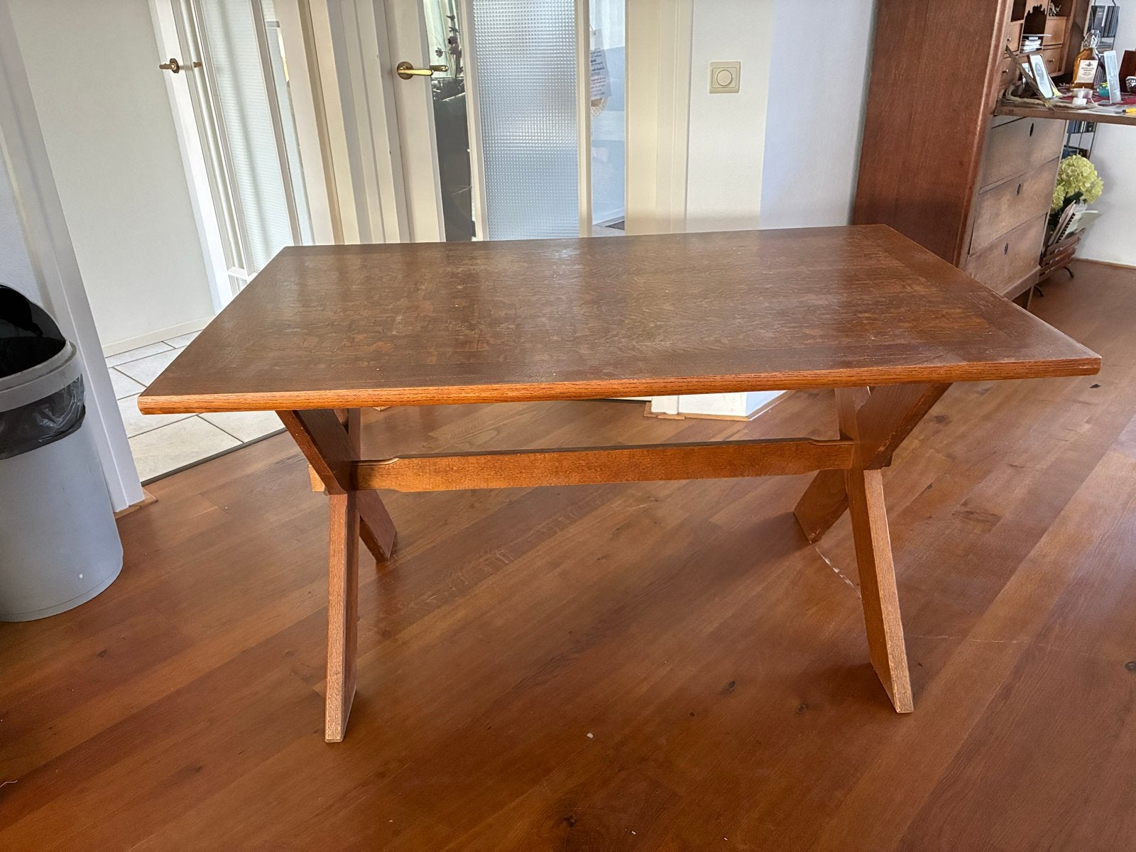 Robuuste houten eettafel - 140 cm lang, Ophalen, Gebruikt, 100 tot 150 cm, 50 tot 100 cm