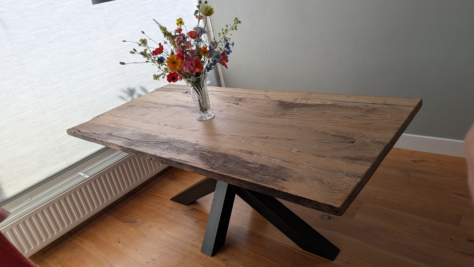 Robuuste Tafels Eettafel 200x95 cm – Kroatisch Oud Eiken, Ophalen, Eikenhout, 50 tot 100 cm, Zo goed als nieuw