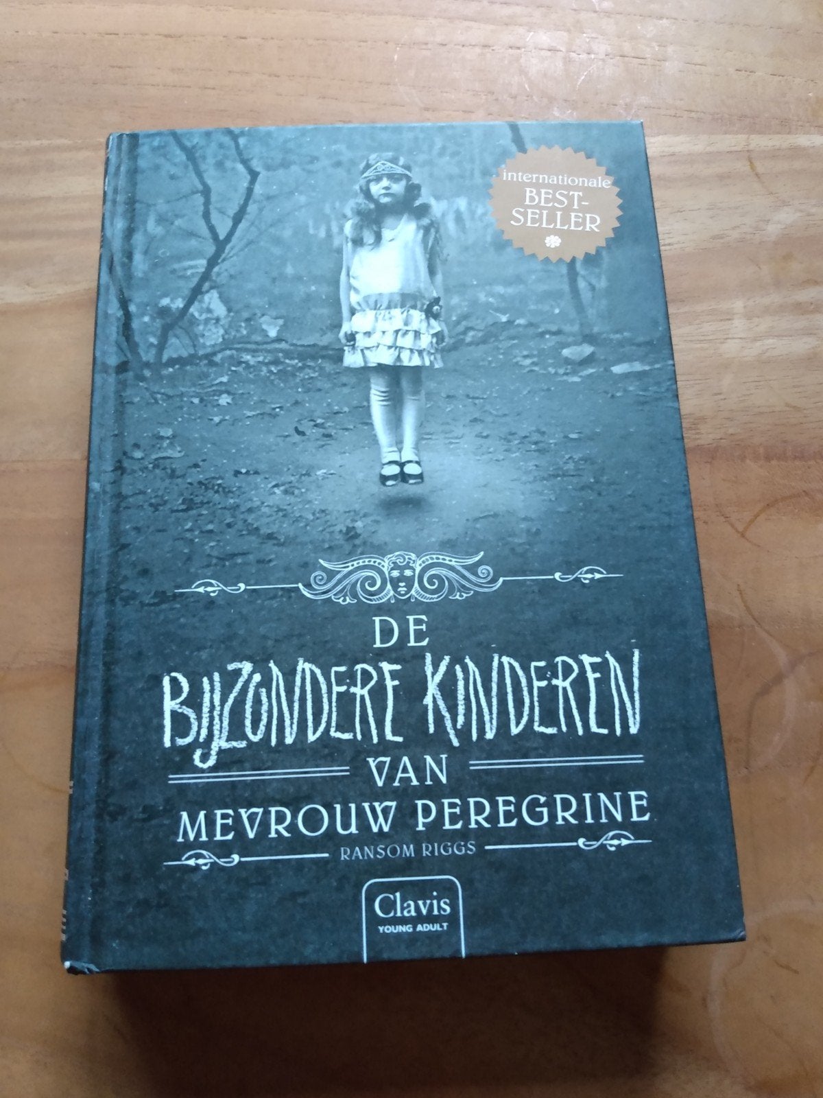 Ransom Riggs - De bijzondere kinderen van mevrouw Peregrine, Ophalen of Verzenden, Zo goed als nieuw, Ransom Riggs
