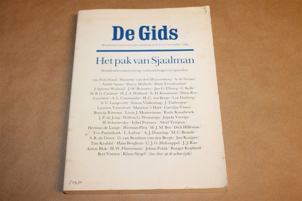 Het Pak Van Sjaalman — Frits Staal Essays 1984, Ophalen of Verzenden, Gelezen