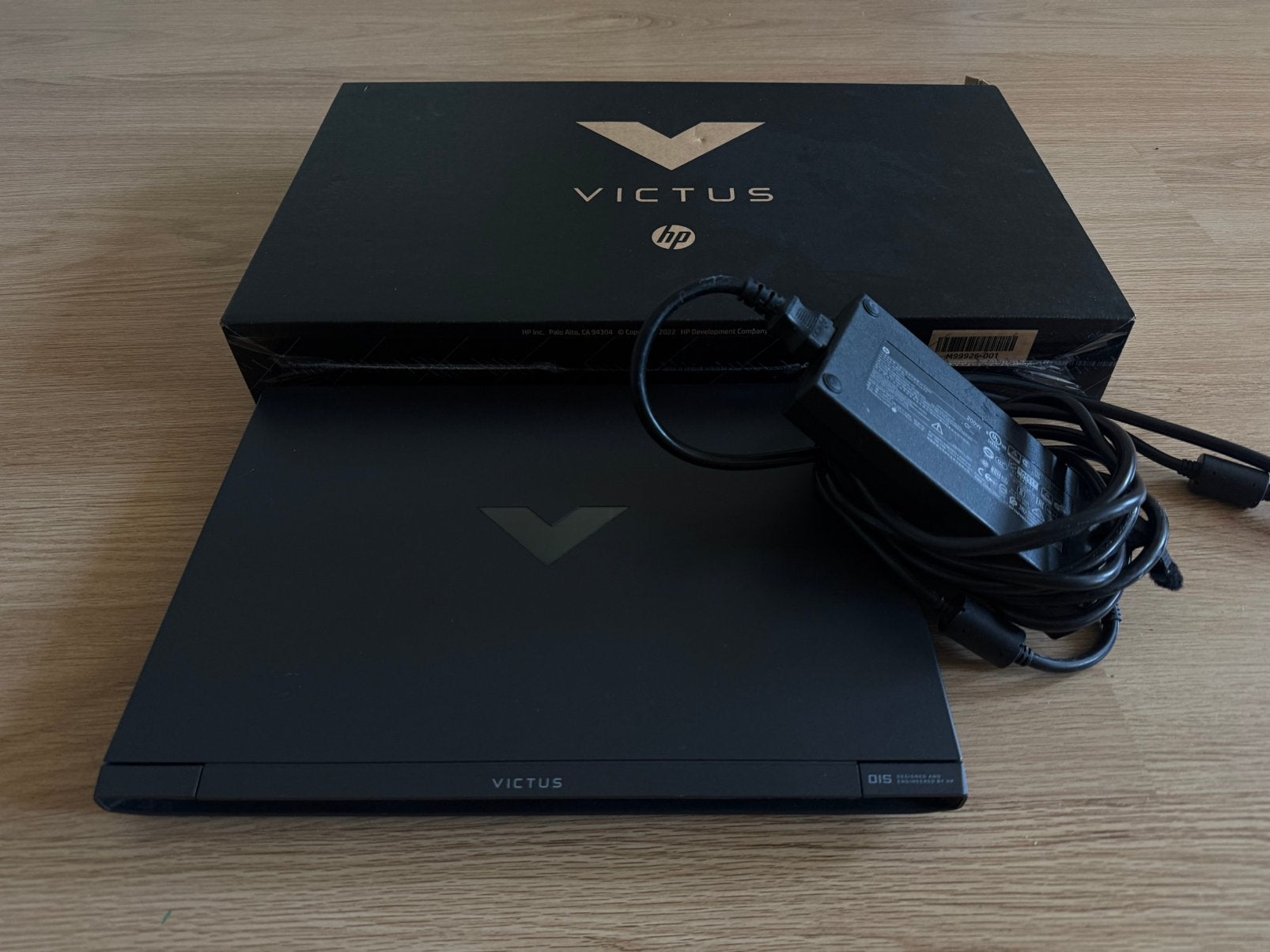 HP Victus 15 gaming laptop/RTX 4050/i5-12500H/16GB/512GB