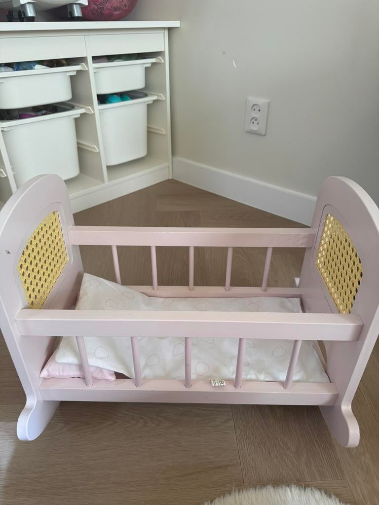 Wieg, Kinderen en Baby's, Ophalen, Zo goed als nieuw, Minder dan 140 cm, Minder dan 70 cm