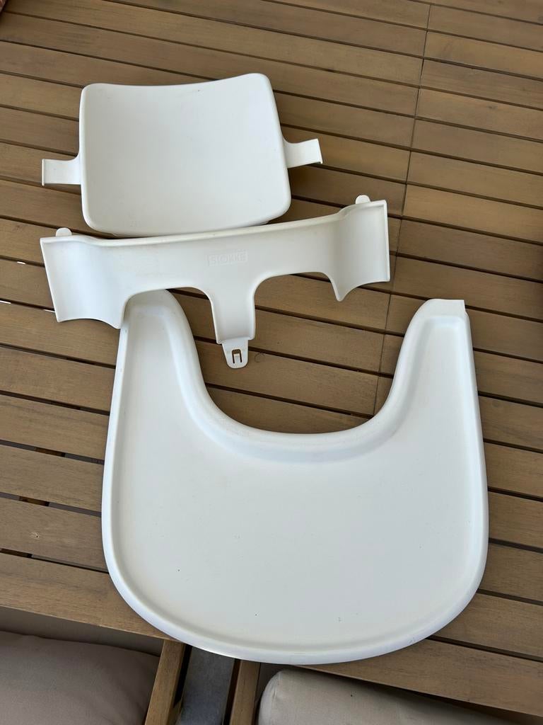 Stokke tripp trapp kinderstoel babyset met tafelblad wit, Ophalen, Gebruikt, Meegroeistoel