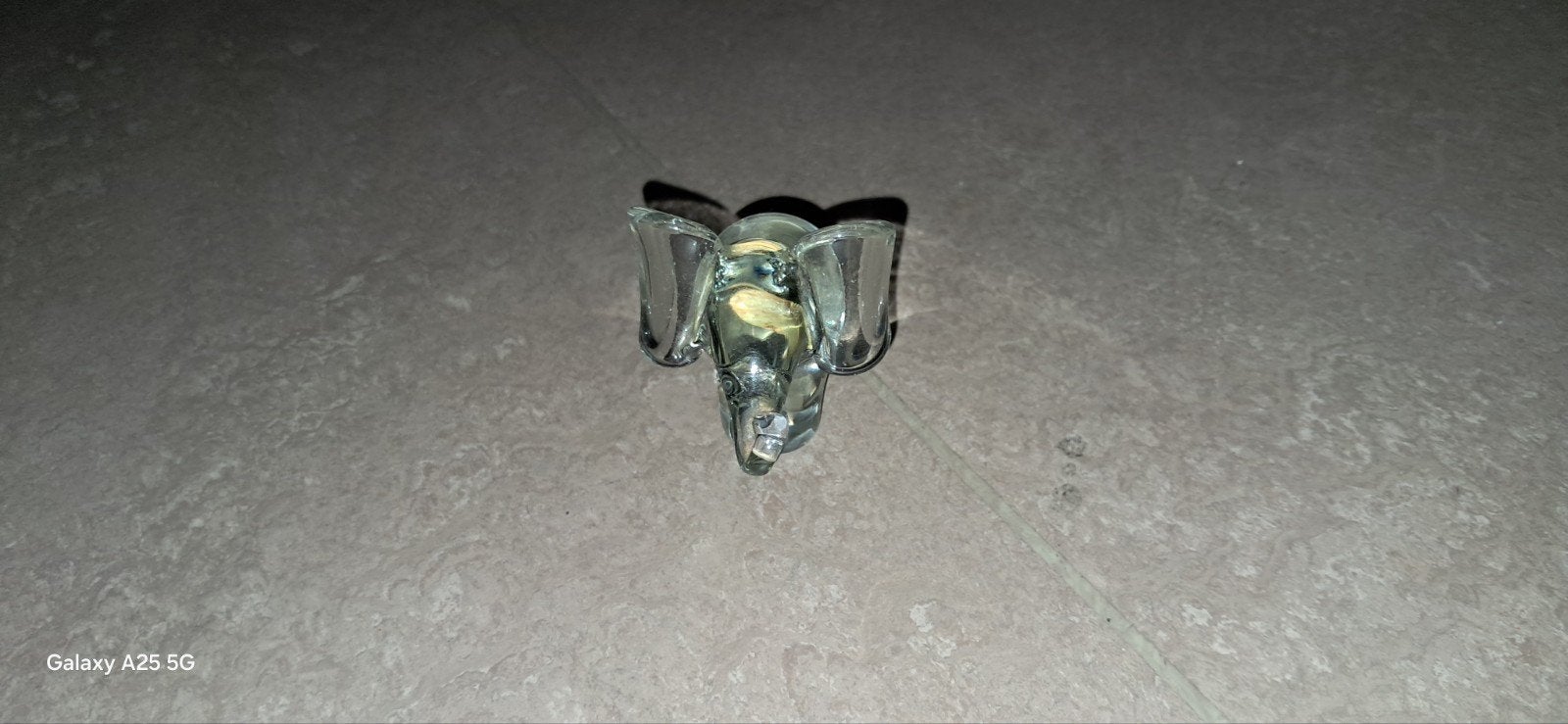 Glazen olifantje - Decoratief beeldje, Antiek en Kunst, Ophalen of Verzenden