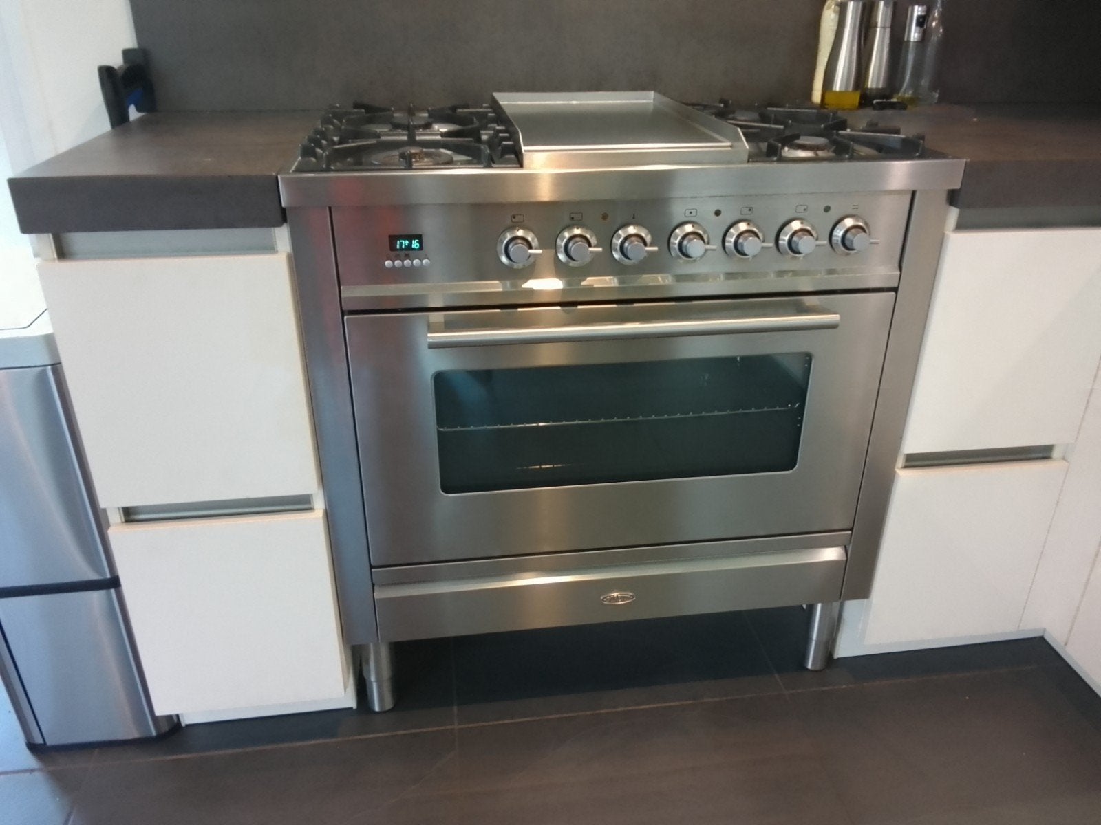 Boretti gasfornuis met grill spit 90 cm breed., Witgoed en Apparatuur, Fornuizen, Gebruikt, 60 cm of meer, Gas, Vrijstaand