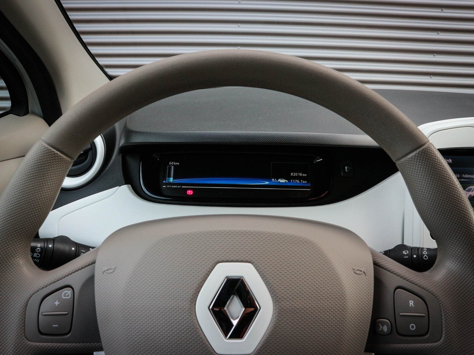 Renault ZOE R90 Life 41 kWh Clima | Cruise | Navi | Pdc | Le, Auto's, Stof, Gebruikt, Zwart, 41 kWh