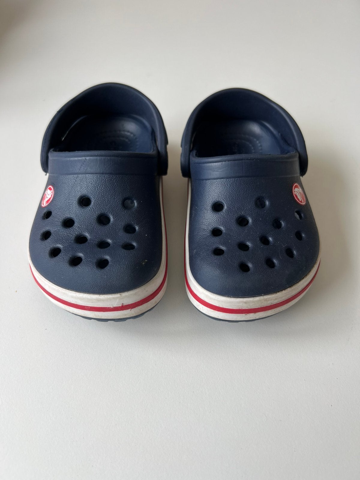 Crocs Crocband maat 20 – donkerblauw/rood – weinig gedragen, Ophalen of Verzenden, Zo goed als nieuw, Jongetje of Meisje, Schoentjes
