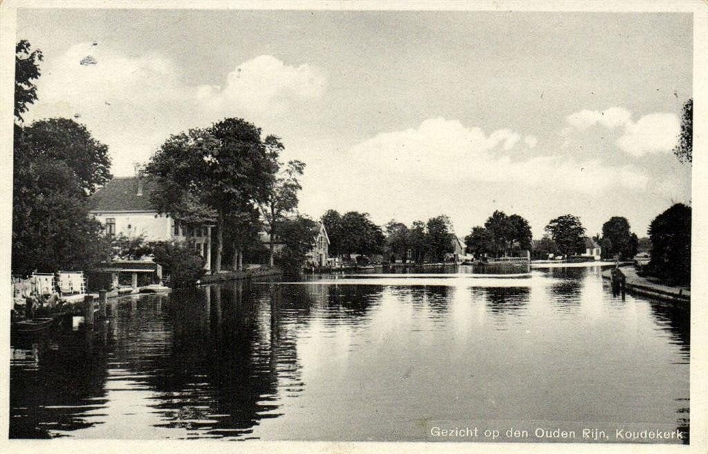 Gezicht op den Ouden Rijn, Koudekerk - 1939 gelopen, Ophalen of Verzenden, 1920 tot 1940, Gelopen, Zuid-Holland