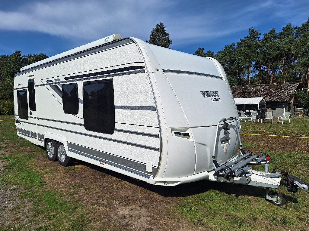 caravan Fendt Larimar Bolero 650, Frans bed, Rondzit, Kachel, Particulier