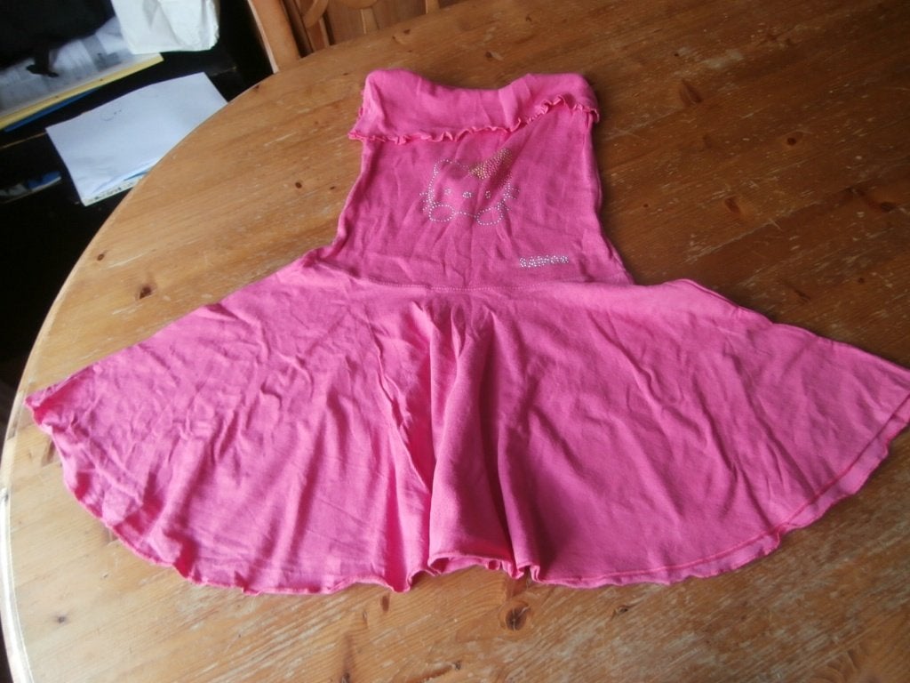 roze strapless jurk made in Greece Hello Kitty mt 140 nieuw, Meisje, Nieuw, Ophalen of Verzenden, Jurk of Rok