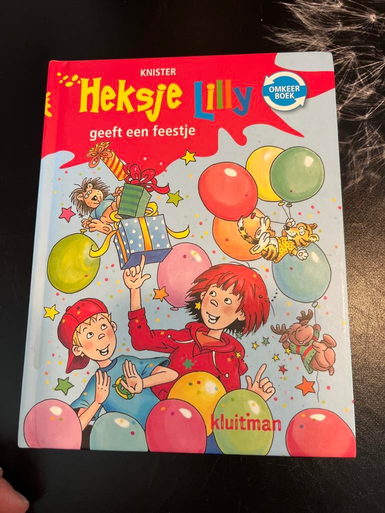 Heksje Lilly: Geeft een feestje / En de dolle dino (Omkeerbo, Ophalen of Verzenden, Gelezen, Fictie algemeen
