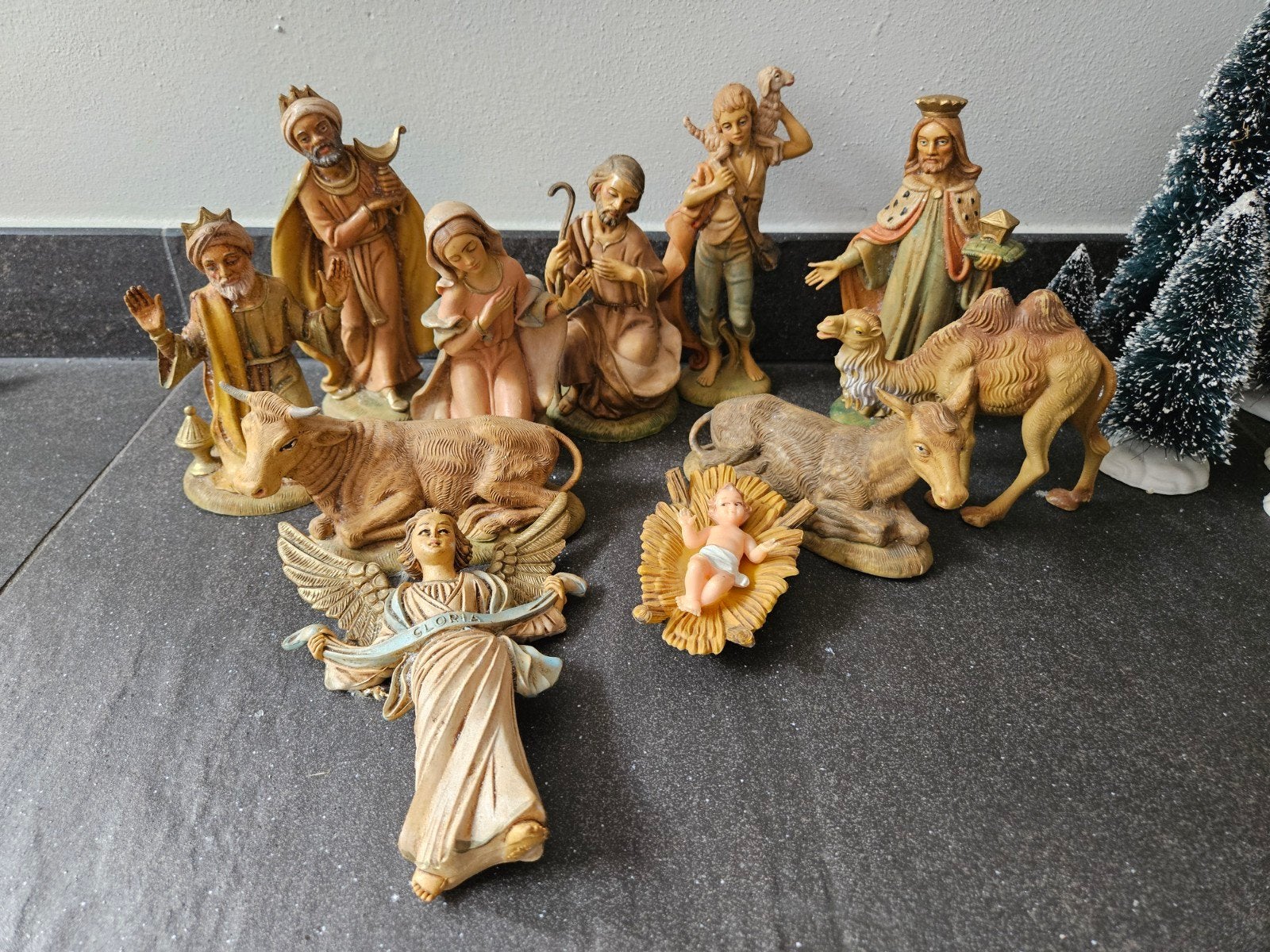 Kerst figuren, Ophalen