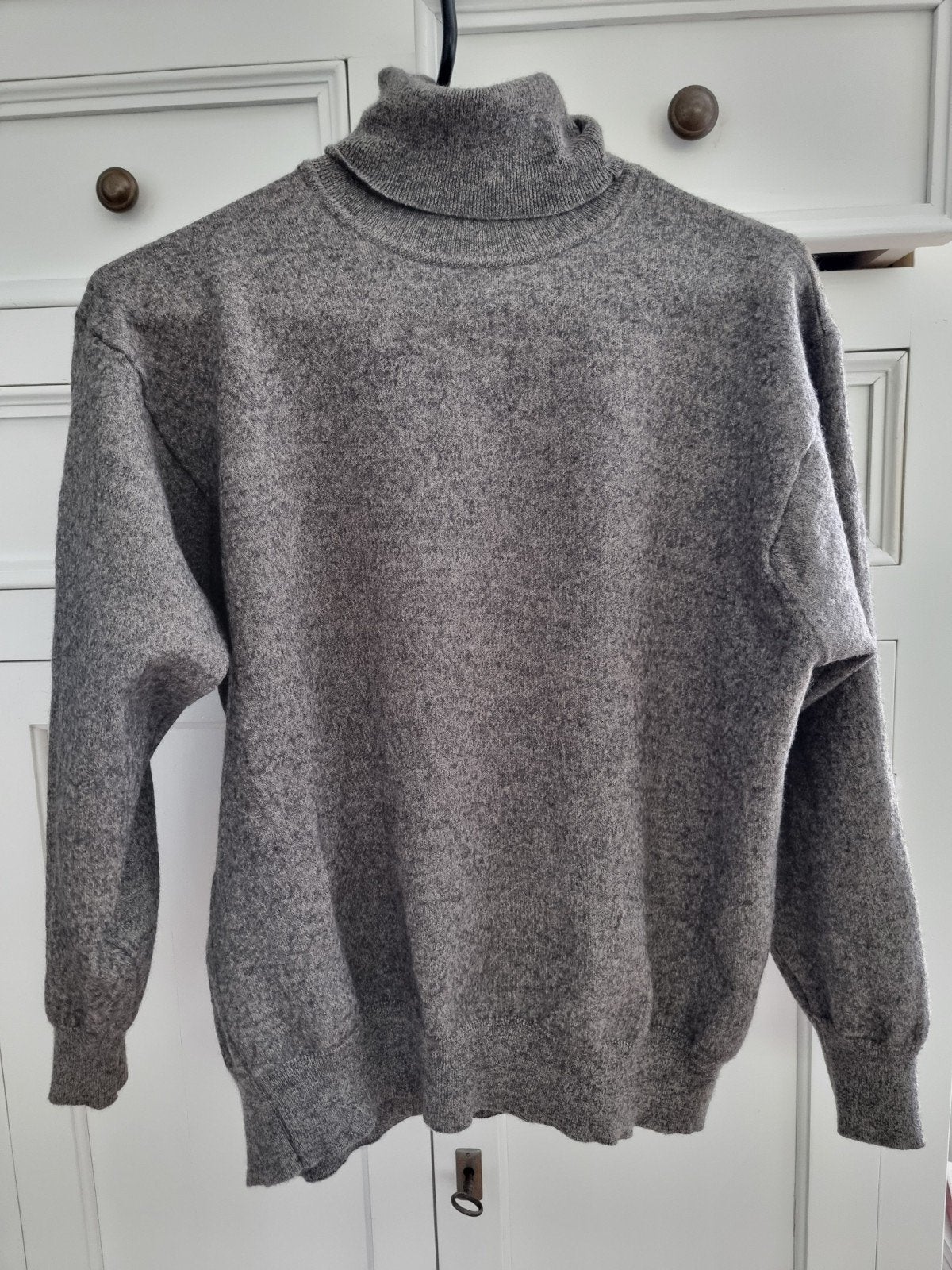 Grijs/bruine coltrui met Woolmark label, maat M, Maat 38/40 (M), Ophalen of Verzenden, Zo goed als nieuw, Grijs