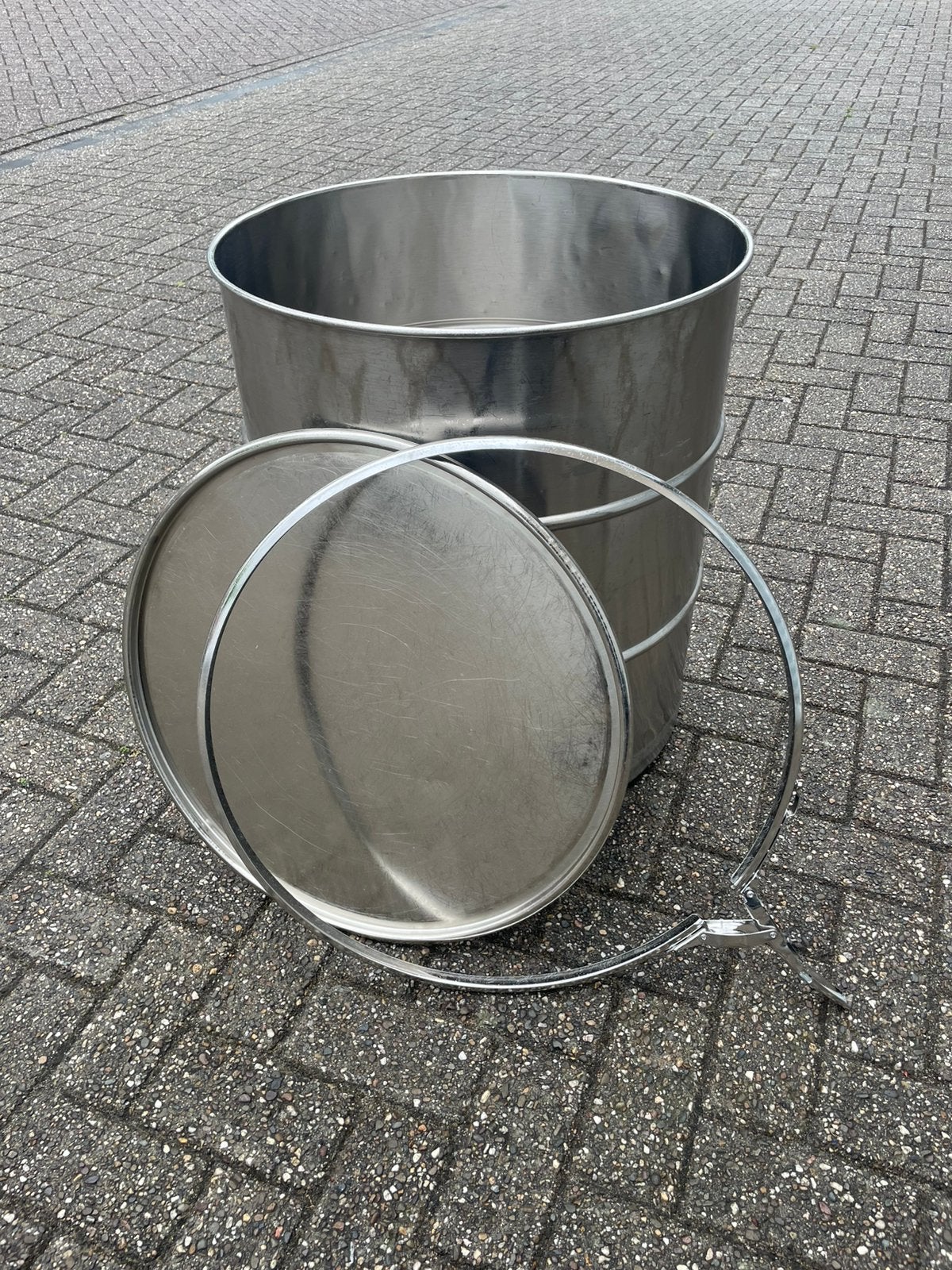 100 L RVS vat met deksel en klemband, Ophalen of Verzenden, Zo goed als nieuw