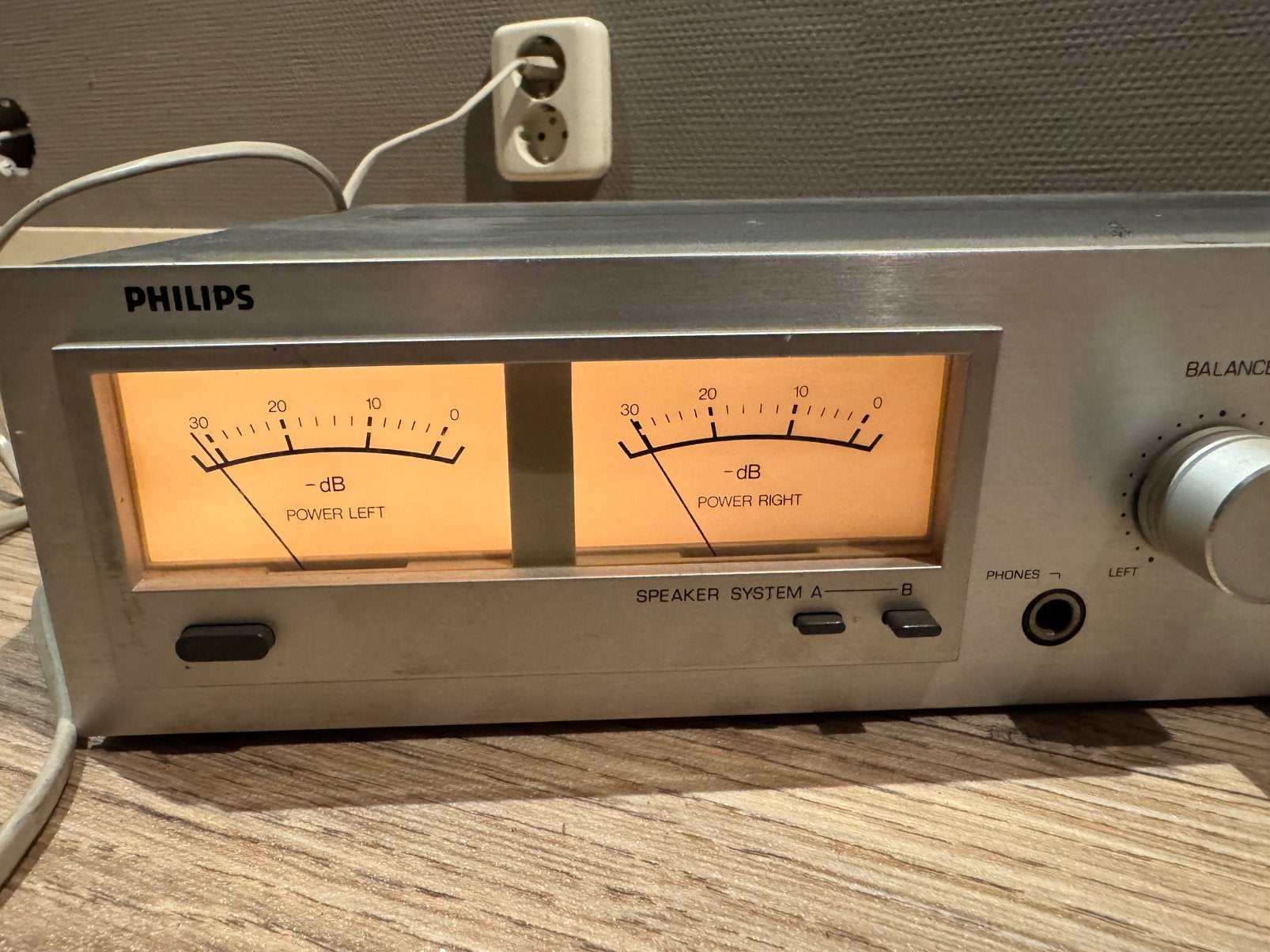 Philips 4202 vintage versterker, Audio, Tv en Foto, Overige merken, Gebruikt, Ophalen of Verzenden, Minder dan 60 watt