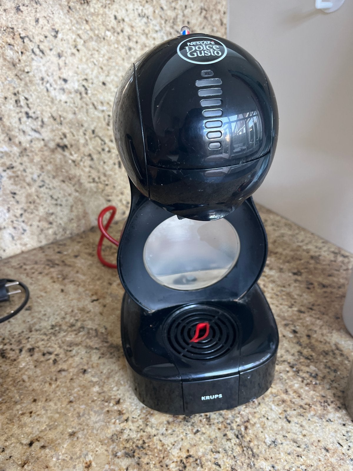 Dolce Gusto Krups koffiezetapparaat - GRATIS, Ophalen, Niet werkend, Koffiemachine, Koffiepads en cups