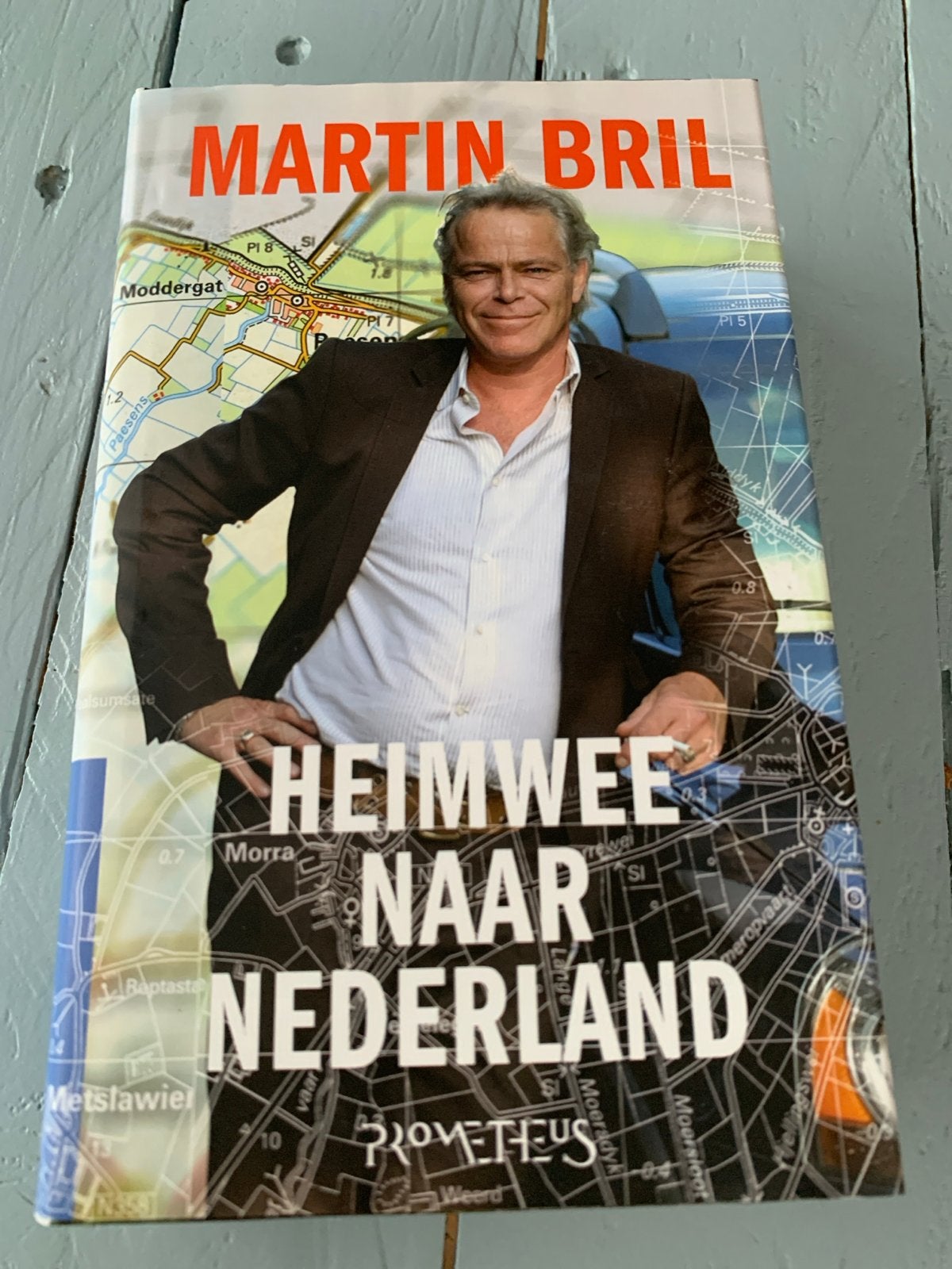 Heimwee naar Nederland - Martin Bril (Boek), Ophalen of Verzenden, Gelezen