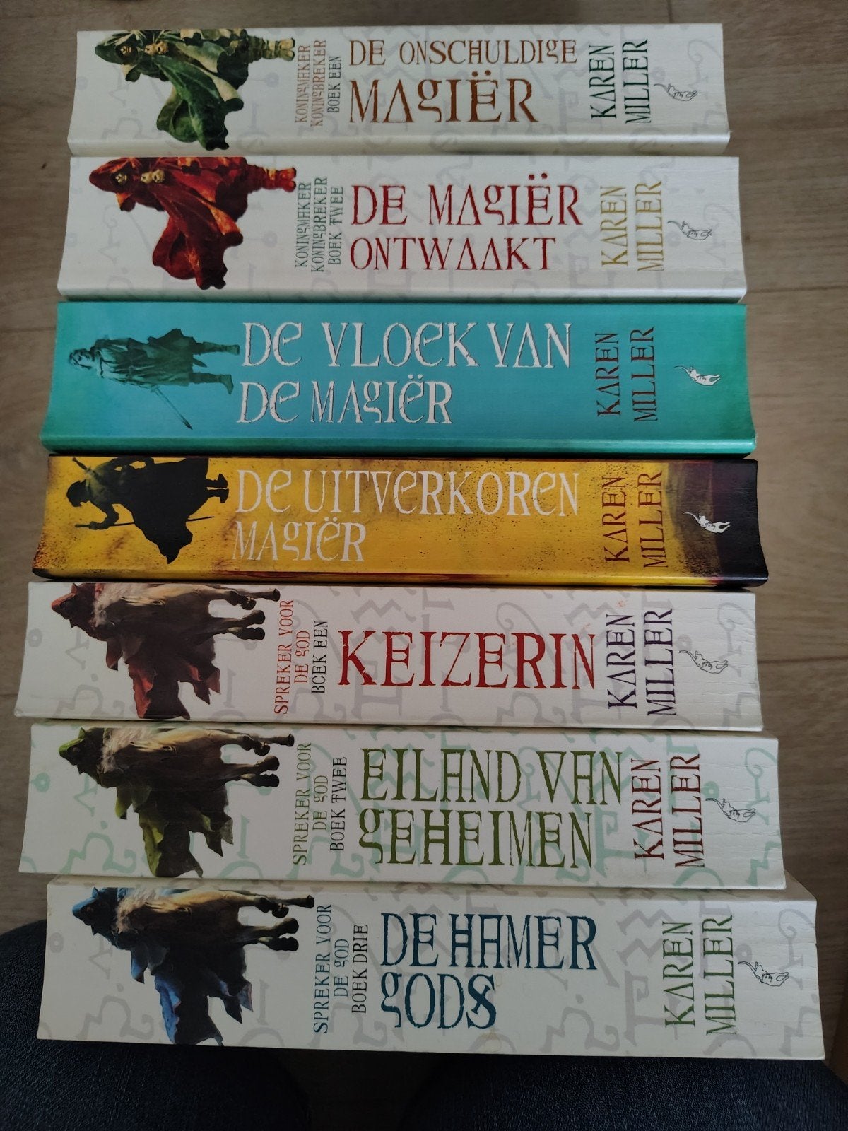 100 boeken Fantasy 1 koop o.a  Feist, McIntosh Hickman kerr, Ophalen, Gelezen