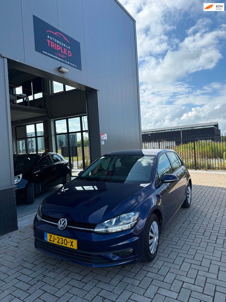 Volkswagen Golf 1.0 TSI Trendline, bj 2019, 1e eigenaar, Auto's, Gebruikt, Euro 6, Blauw, 620 kg