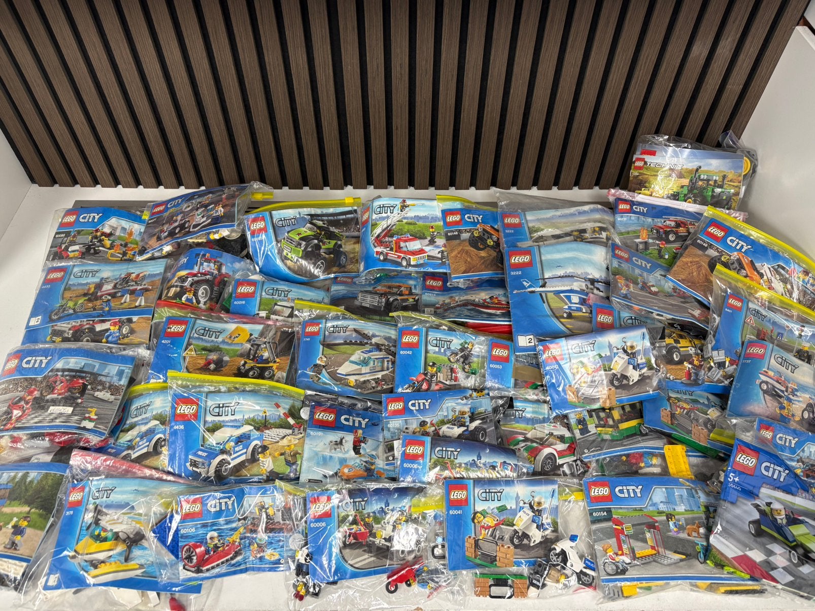 Partij Lego City. Div sets. Compleet., Kinderen en Baby's, Speelgoed | Duplo en Lego, City, Lego, Ophalen of Verzenden, Zo goed als nieuw