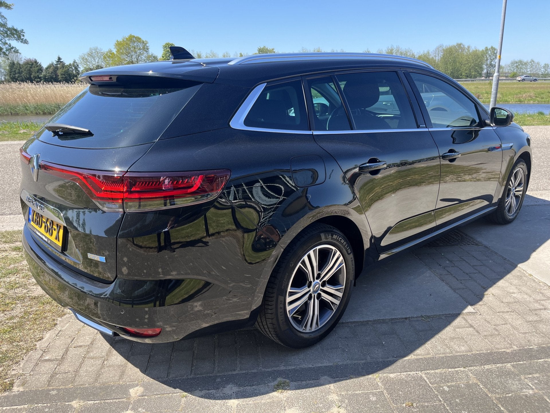 Renault Mégane Estate 1.6 E-Tech Plug-In Hybrid 160PK Inten, 77 km/l, Gebruikt, 4 cilinders, 160 pk