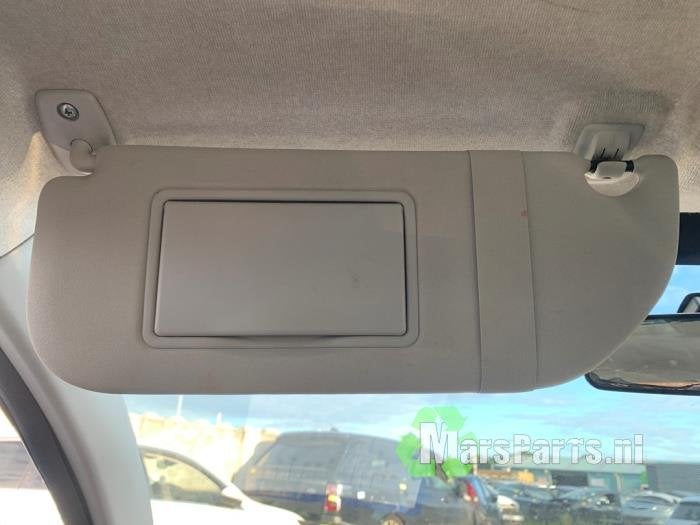 Zonneklep van een Peugeot 107, Auto-onderdelen, Gebruikt, -, -, Ophalen of Verzenden