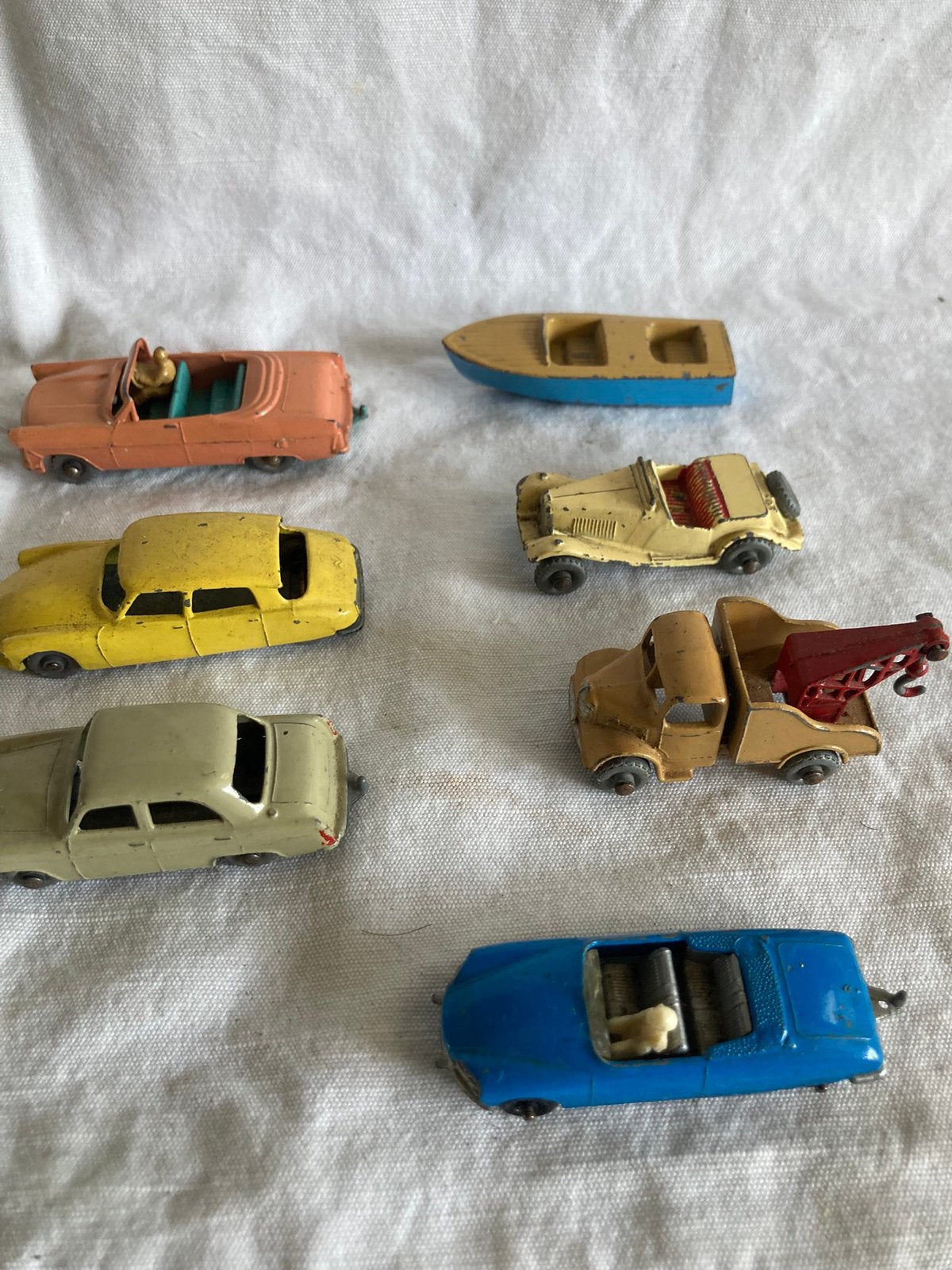 LESNEY 7 herkenbare modellen miniatuur auto’s en huifkar, Ophalen of Verzenden, Gebruikt, Auto