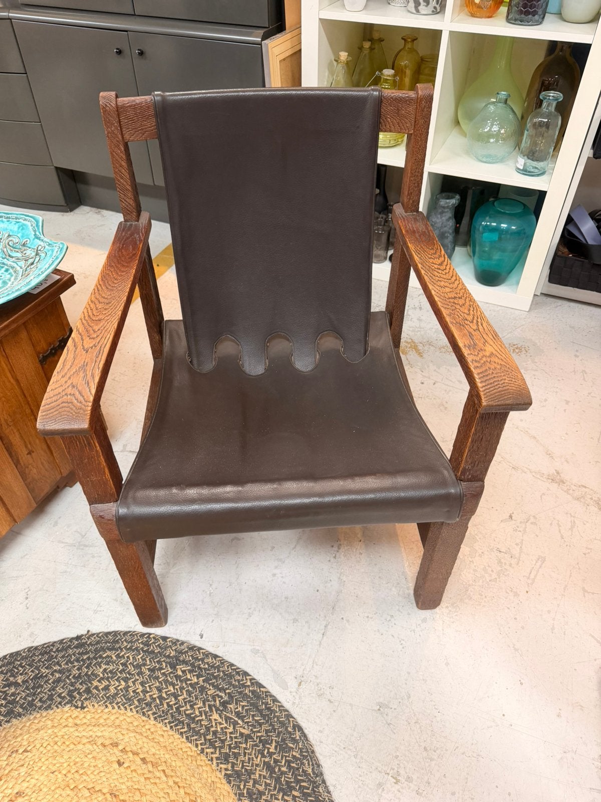 Brutalistische fauteuil., Ophalen, 75 tot 100 cm, Leer, 50 tot 75 cm