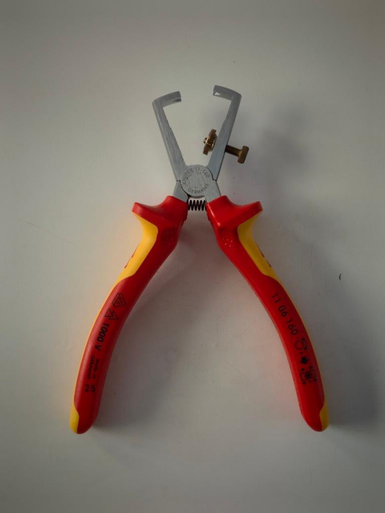 Knipex 11 06 160 striptang 1000V geïsoleerd in nieuwstaat, Ophalen of Verzenden