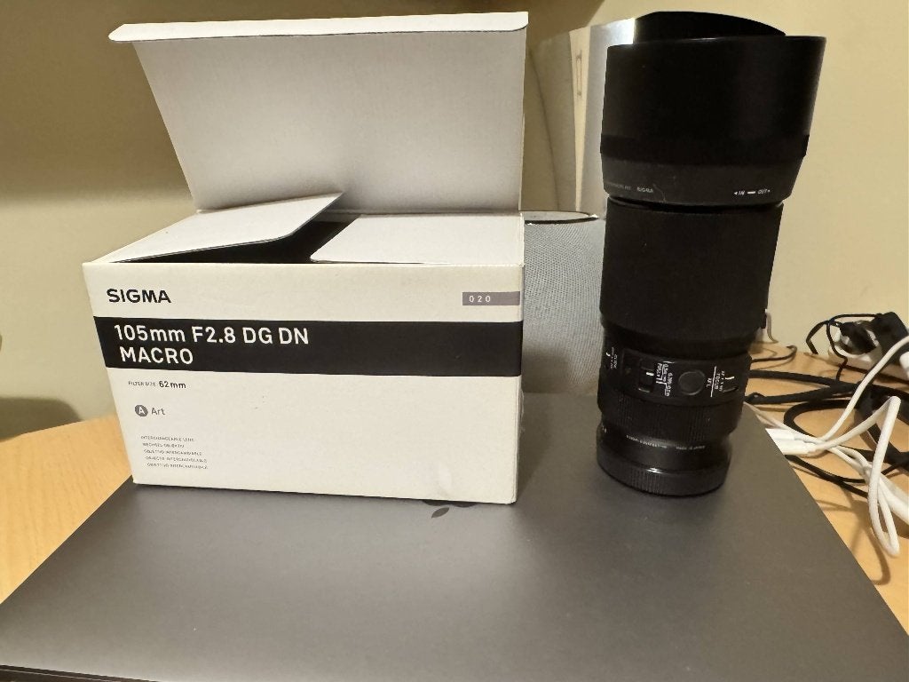 SIGMA 105mm F2.8 DG DN Macro | Art L-Mount, Audio, Tv en Foto, Ophalen, Sigma, L-mount, Beschermhoes/tas