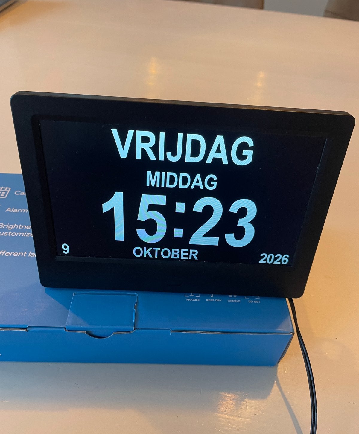 Dementieklok, Ophalen of Verzenden, Zo goed als nieuw, Tafelklok, Digitaal