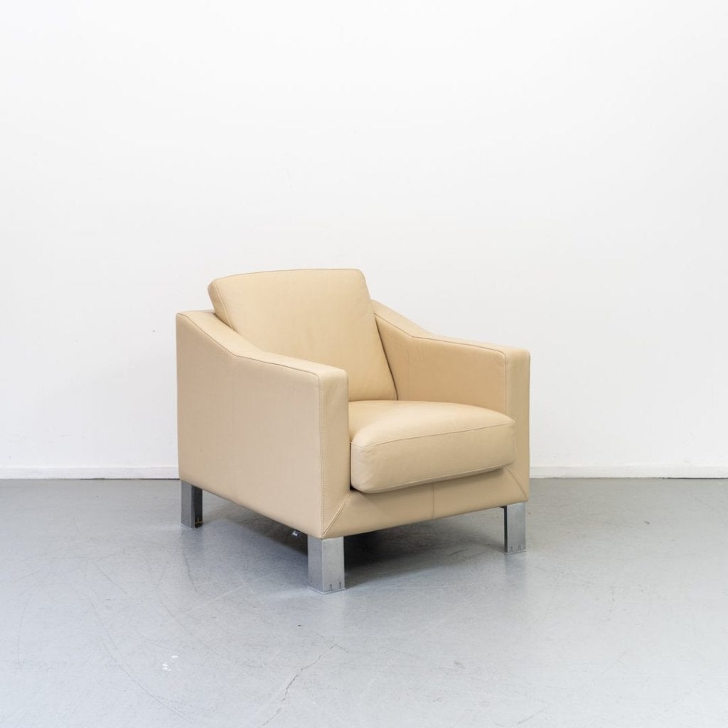 Leolux Antonia Fauteuil Crème Leer + Hocker, Niet ingevuld, Zo goed als nieuw, Niet ingevuld, Niet ingevuld