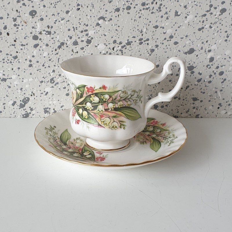Royal Albert kop en schotel lelietje van dalen, Ophalen of Verzenden