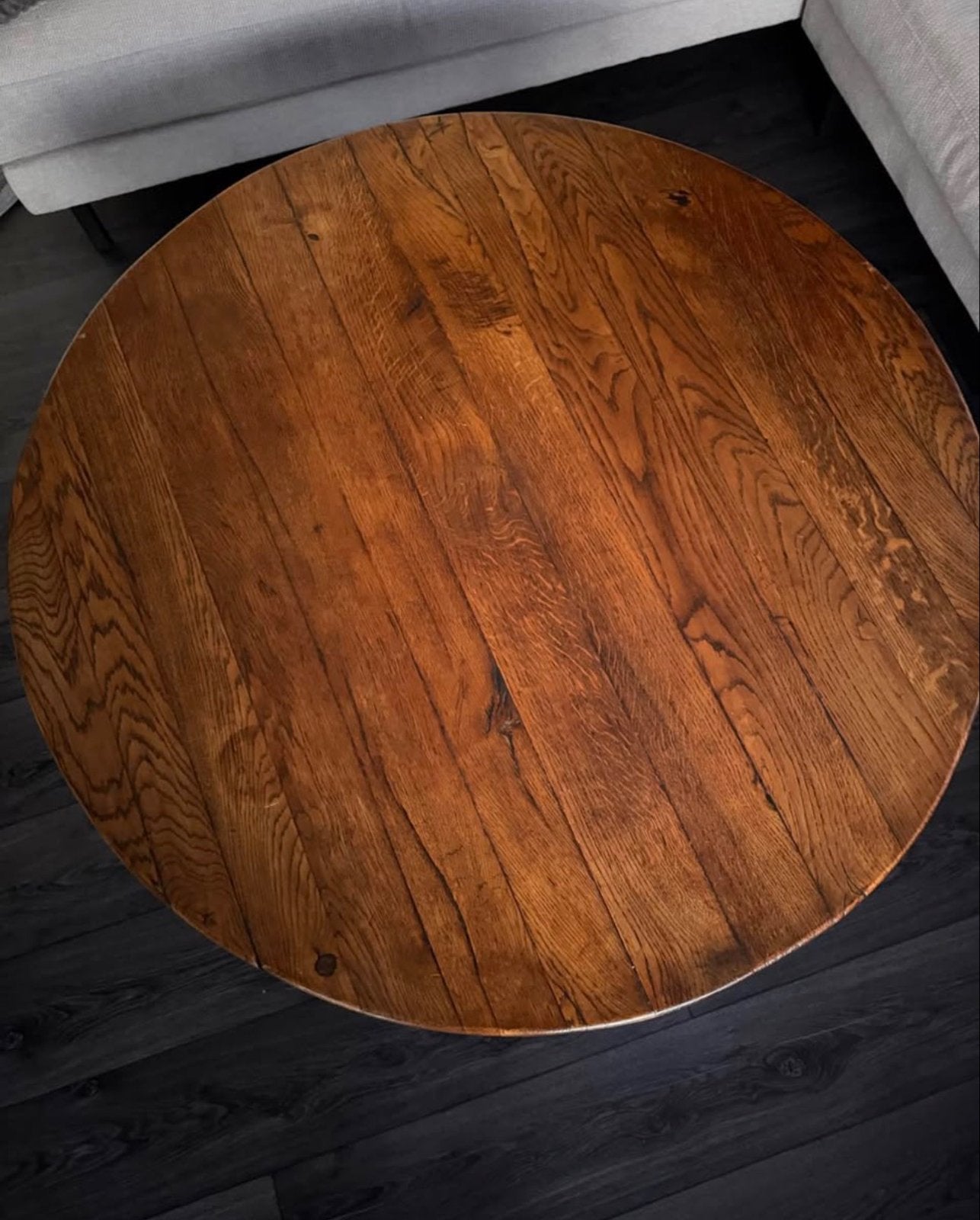 Rustieke ronde salontafel van massief hout, Ophalen