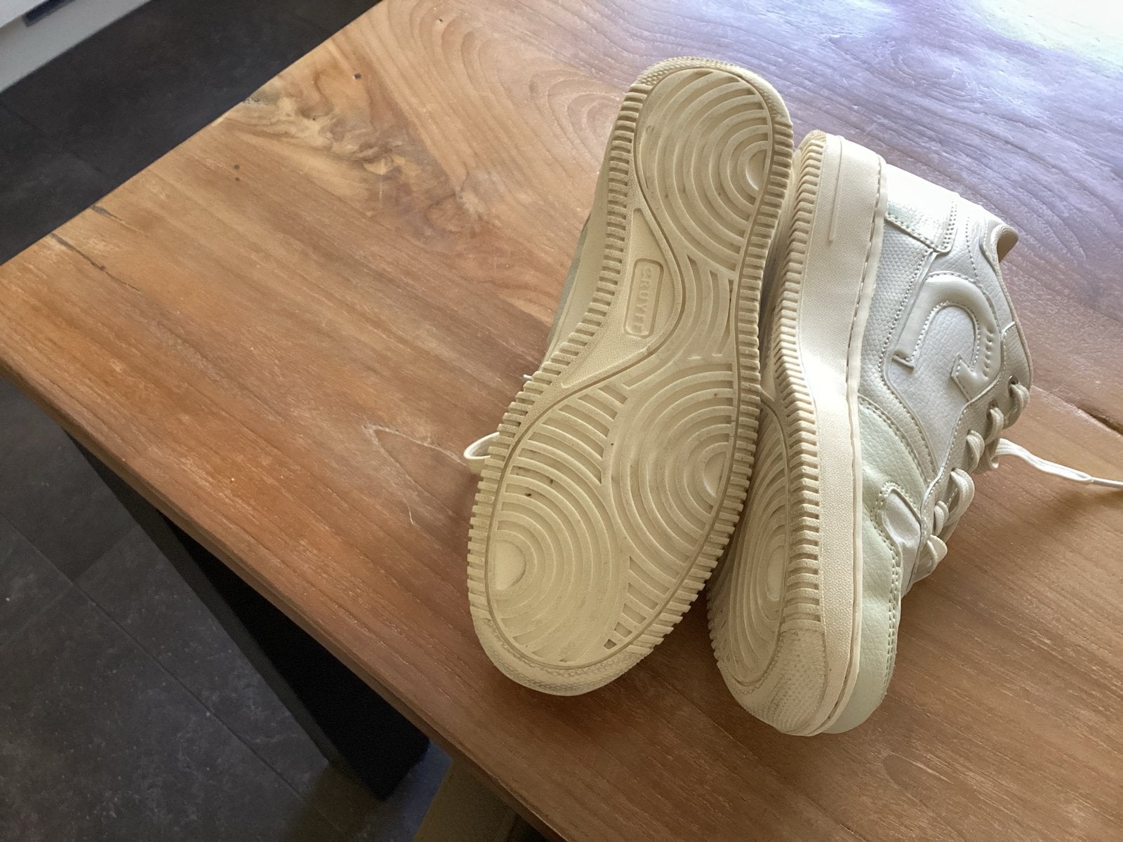 Cruyff Sneakers - Zo goed als nieuw maat 40, Ophalen of Verzenden, Zo goed als nieuw, Wit, Sneakers of Gympen