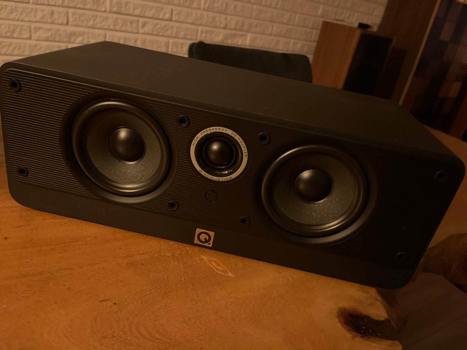 Q Acoustics 2000Ci Center Speaker - nieuwstaat, Audio, Tv en Foto, Overige merken, Ophalen of Verzenden, Zo goed als nieuw, 60 tot 120 watt