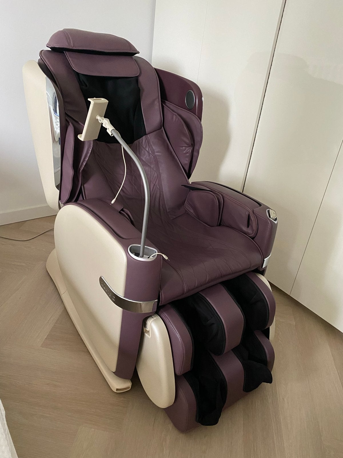 OSIM uLove 2 Massagestoel - Zo goed als nieuw, Ophalen, 125 tot 150 cm, Leer, Zo goed als nieuw