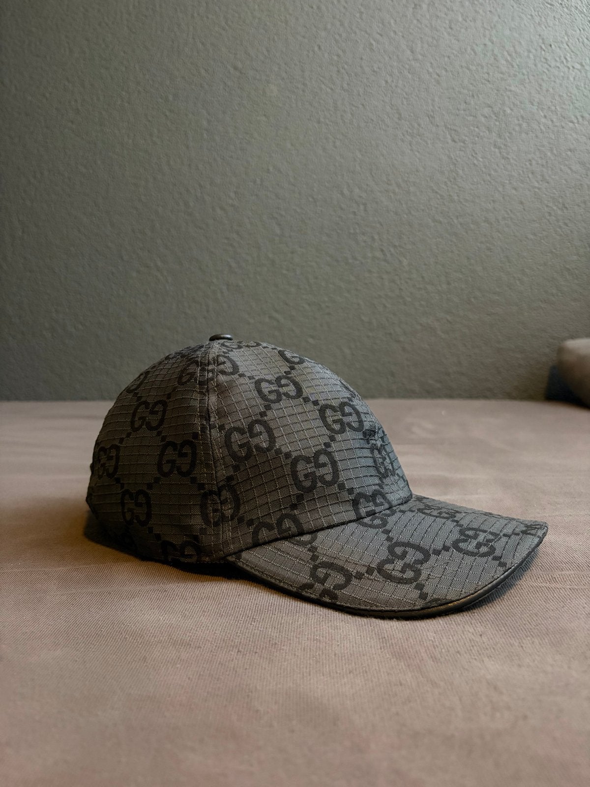 Gucci GG Monogram Pet - Zo goed als nieuw, Kleding | Heren, Ophalen of Verzenden, Zo goed als nieuw, Pet