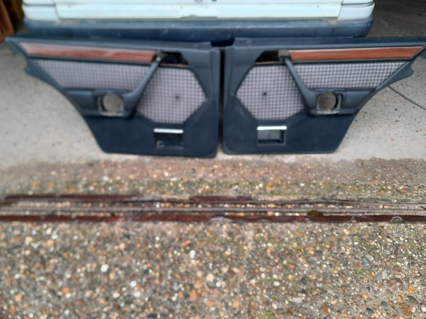 Mercedes W124 Deurpanelen Karo - 2x Set van 2, Ophalen of Verzenden