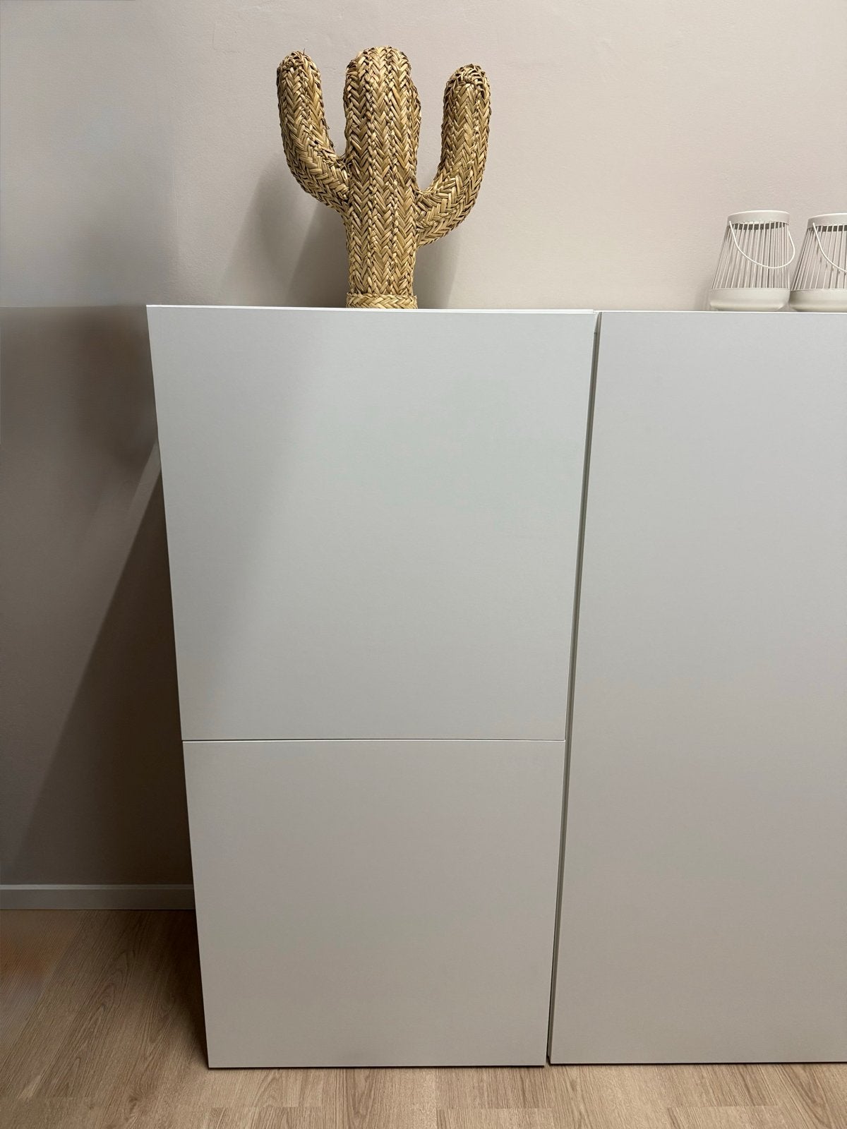 IKEA Besta wandkast met deuren 60x40x128, Ophalen, Zo goed als nieuw