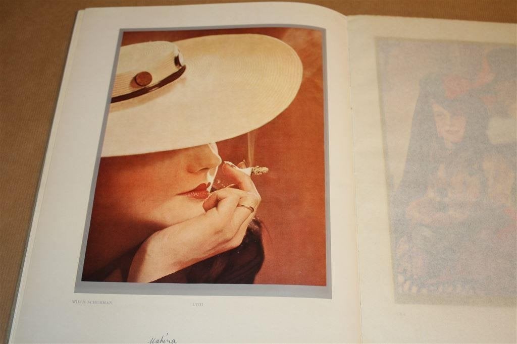 Nederlandsch jaarboek voor fotokunst 1943/44., Ophalen of Verzenden, Gelezen, Fotografen