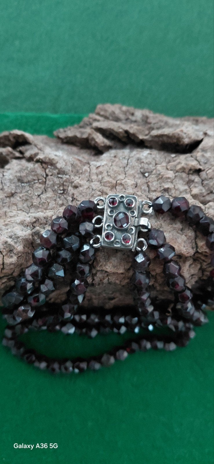 3 rijige facetgeslepen granaten armband - zilveren slot, Sieraden, Tassen en Uiterlijk, Ophalen of Verzenden, Overige materialen