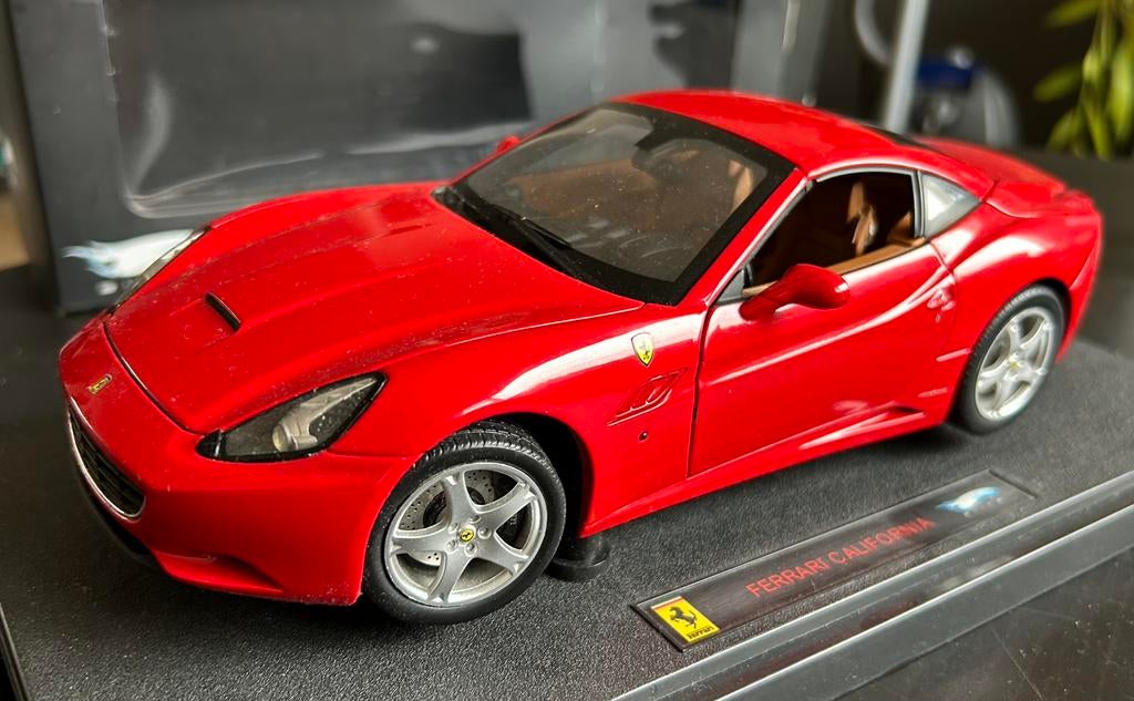 Modelauto Ferrari California Limited Edition, Ophalen of Verzenden, Gebruikt, Auto, Hot Wheels