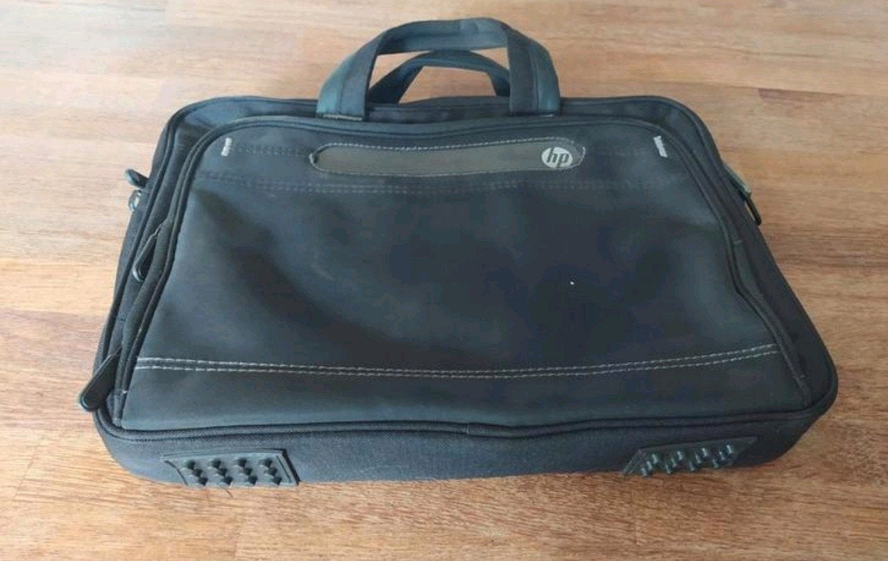 Zwarte laptoptas met schouderband - 40x30 cm, Computers en Software, Laptoptassen, Gebruikt, Aktetas, 15 inch, Overige merken